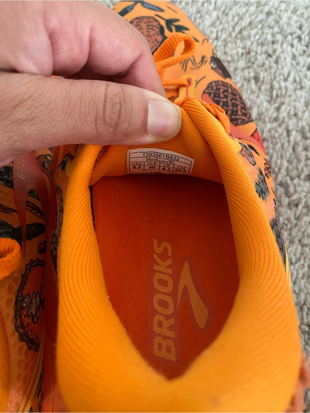 Brooks Wowens Turkey Trot Ghost 14 size 8.5 - Picture 6 of 7